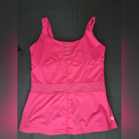lululemon athletica Tops - Tank top